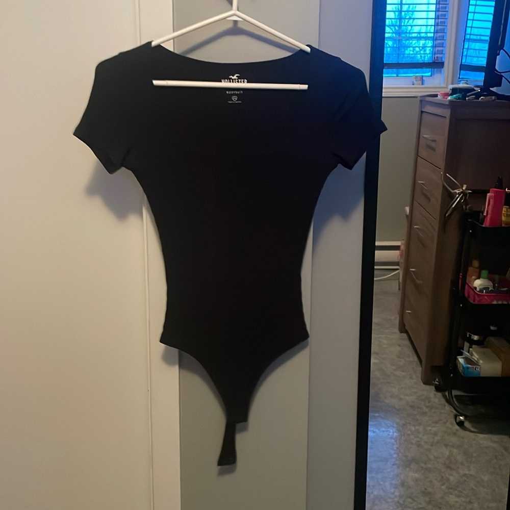 BUY 1 ITEM GET 1 FREE Hollister Short sleeve Bodysuit